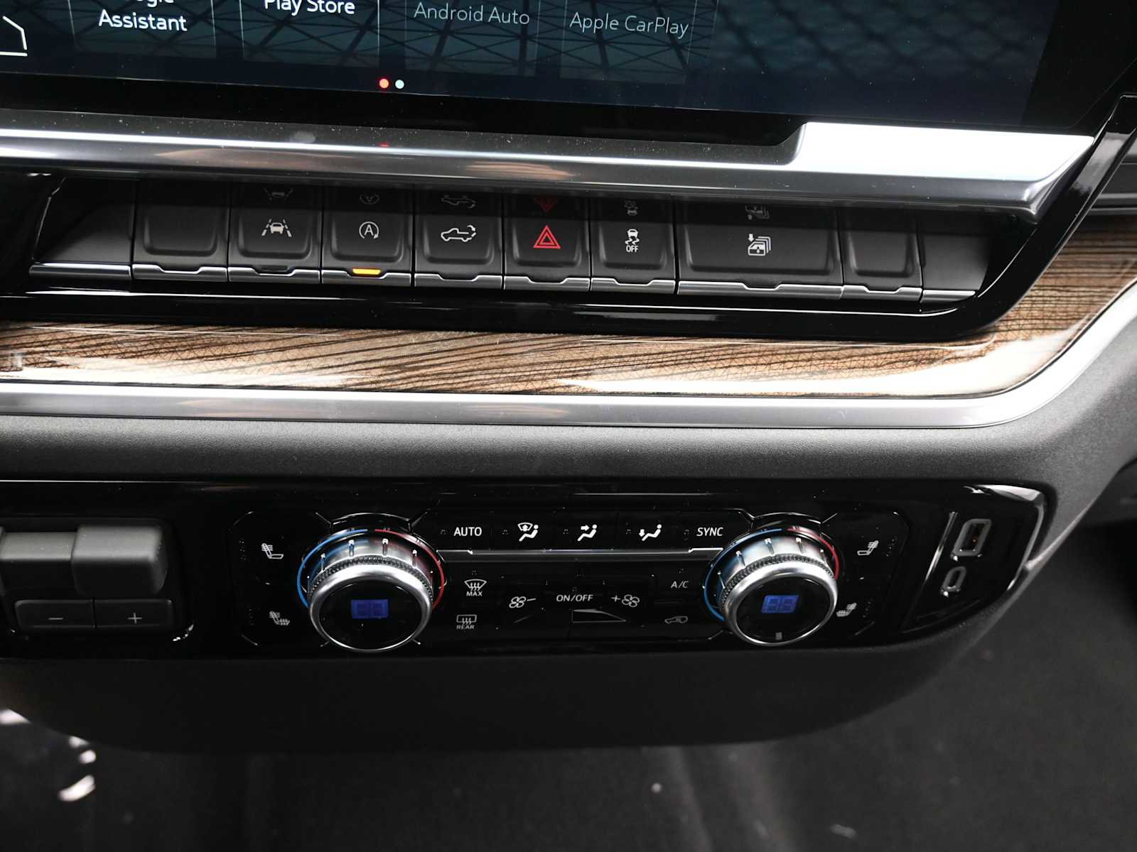 New 2026 GMC Sierra 1500 Elevation image 19