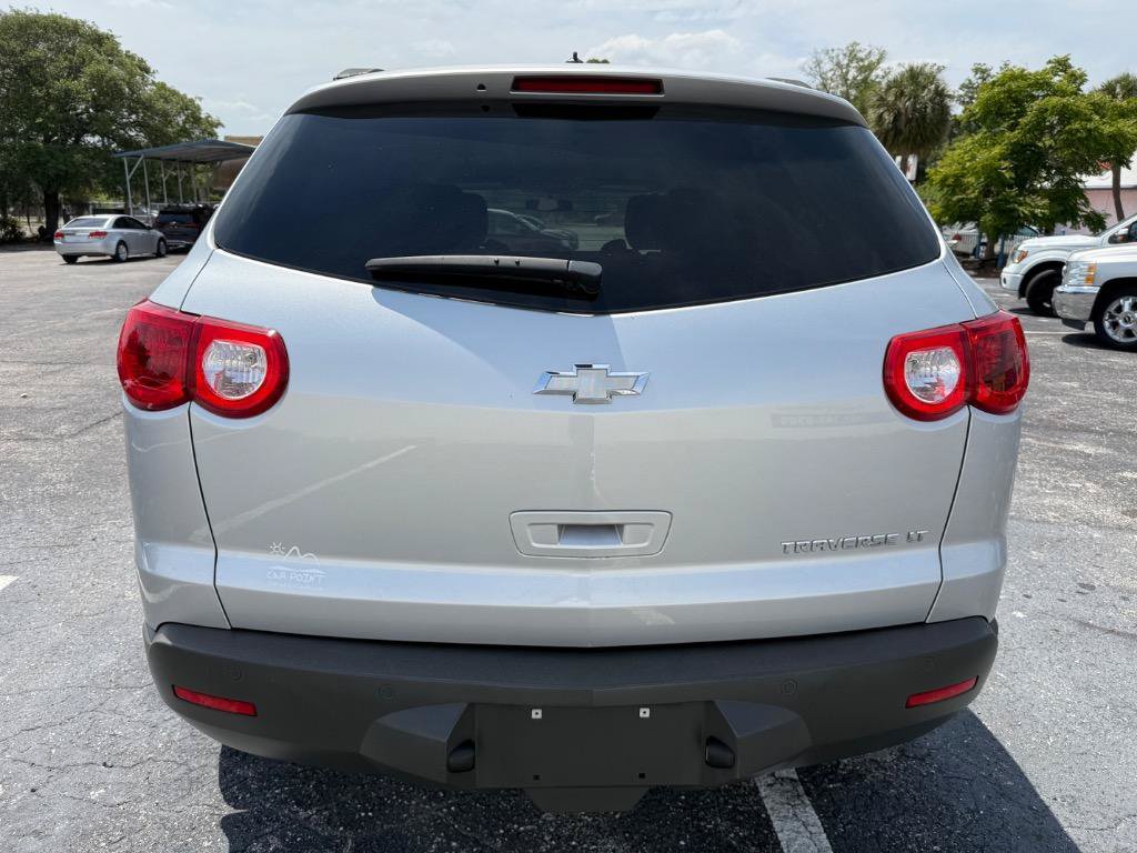 Used 2012 Chevrolet Traverse LT FWD image 9