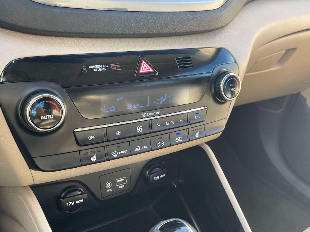 Used 2017 Hyundai Tucson SE Plus AWD/4WD image 30