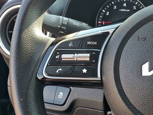 Certified 2022 Kia Forte LXS image 22