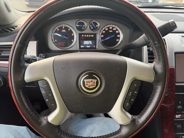 Used 2012 Cadillac Escalade Luxury image 29