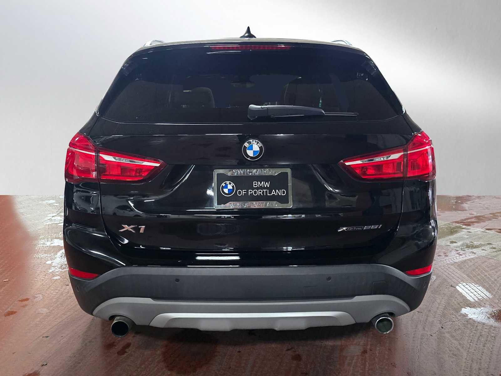 Used 2019 BMW X1 xDrive28i w/ Convenience Package image 4