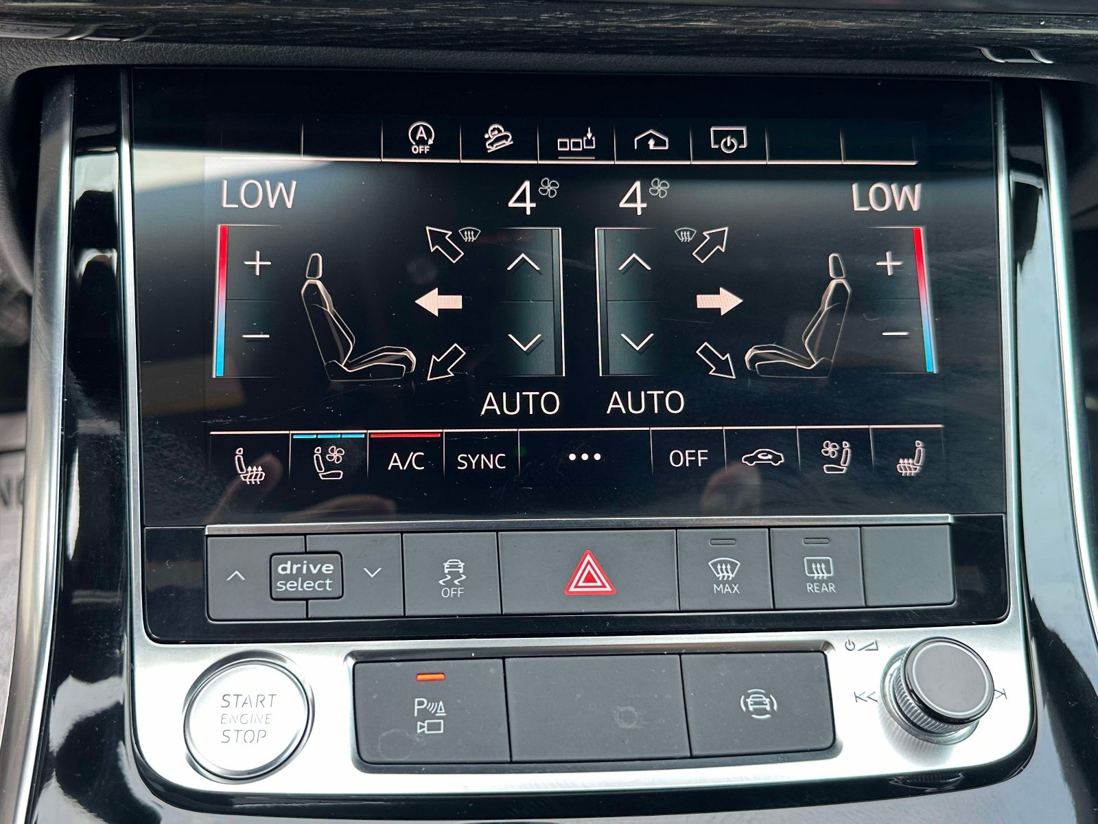 Used 2020 Audi Q8 Premium Plus w/ Premium Plus Package AWD/4WD image 12