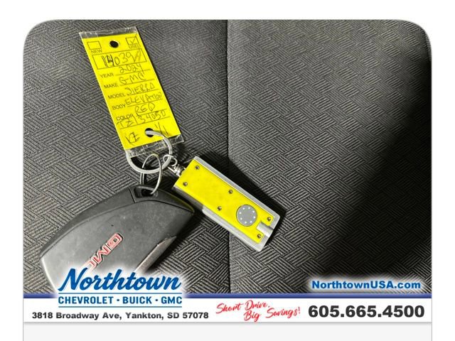 Used 2024 GMC Sierra 1500 Elevation image 28