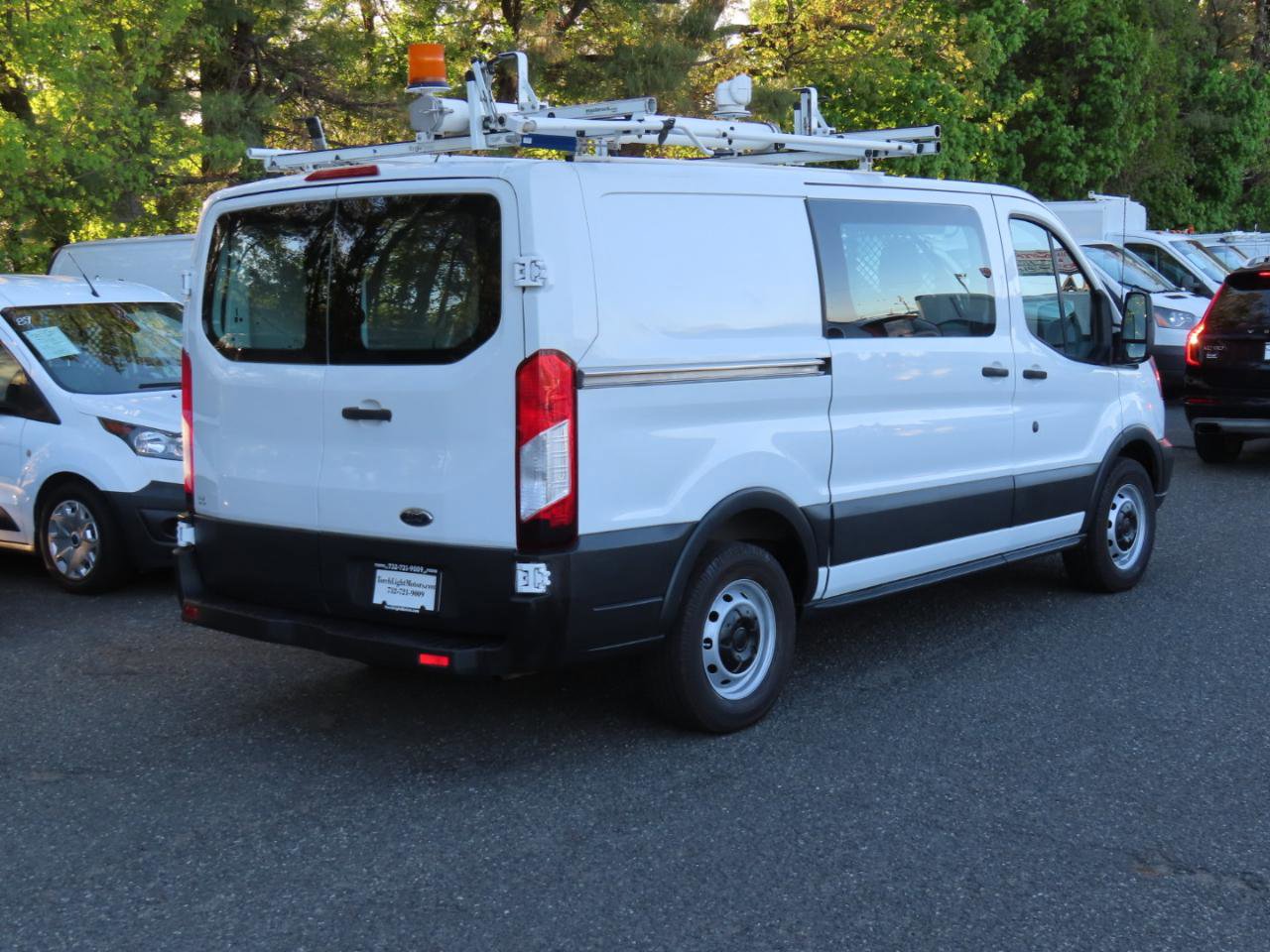 Used 2015 Ford Transit 150 130 Low Roof RWD image 5