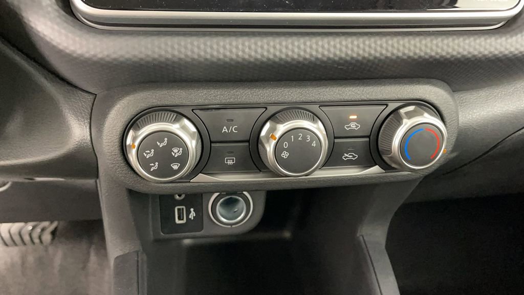 New 2025 Nissan Kicks Play S image 20