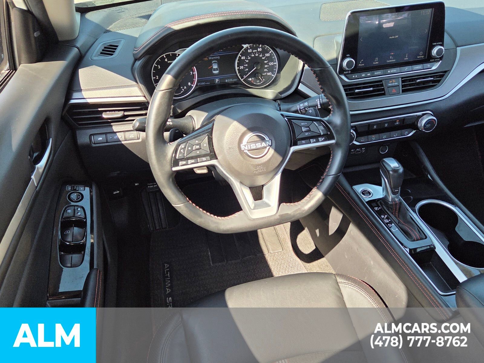 Used 2025 Nissan Altima 2.5 SR image 7