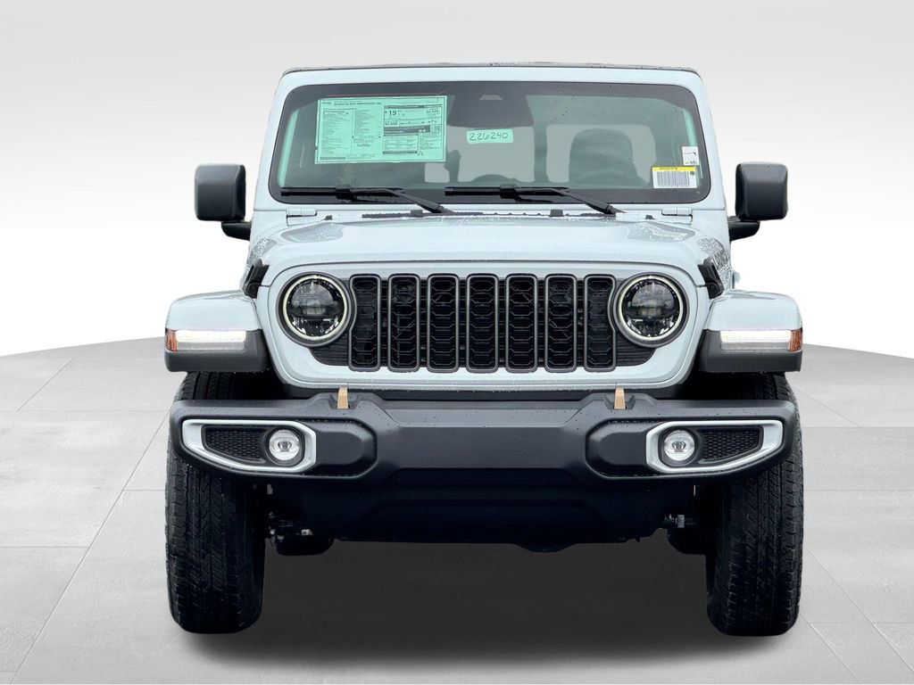 New 2026 Jeep Gladiator Sport AWD/4WD image 2