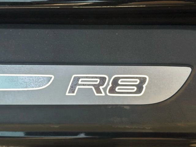 Used 2011 Audi R8 V10 image 28