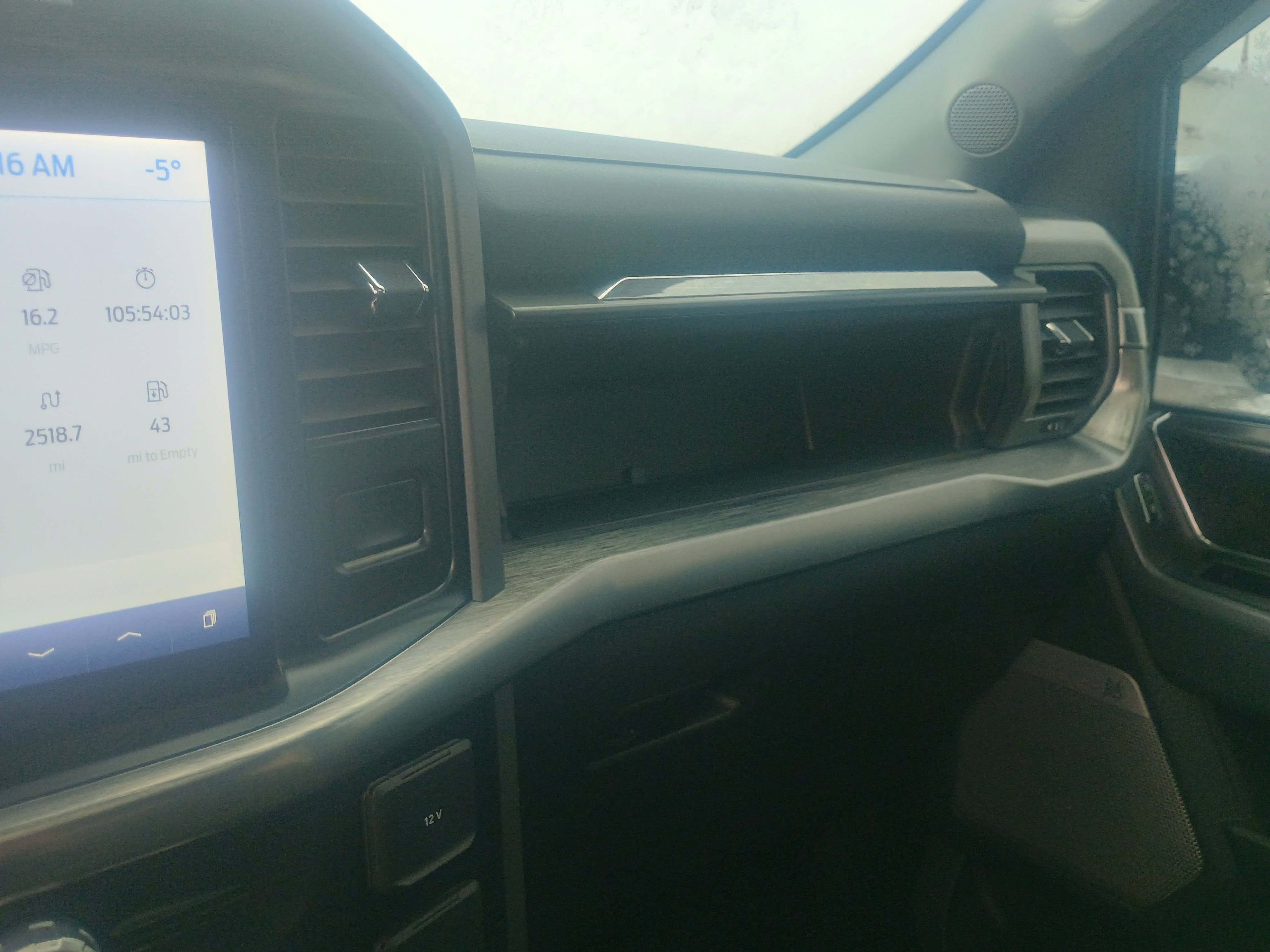 Certified 2021 Ford F150 Lariat w/ Equipment Group 502A High image 21