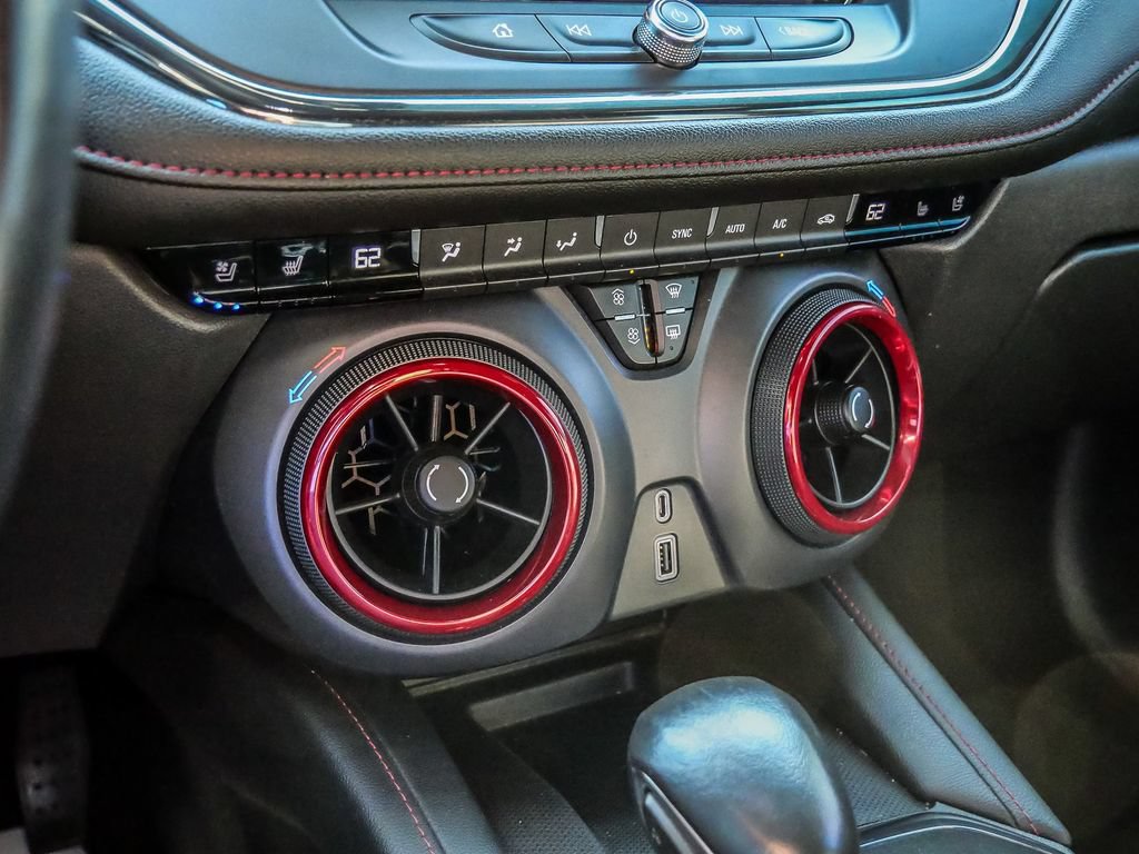 Used 2020 Chevrolet Blazer RS FWD image 36
