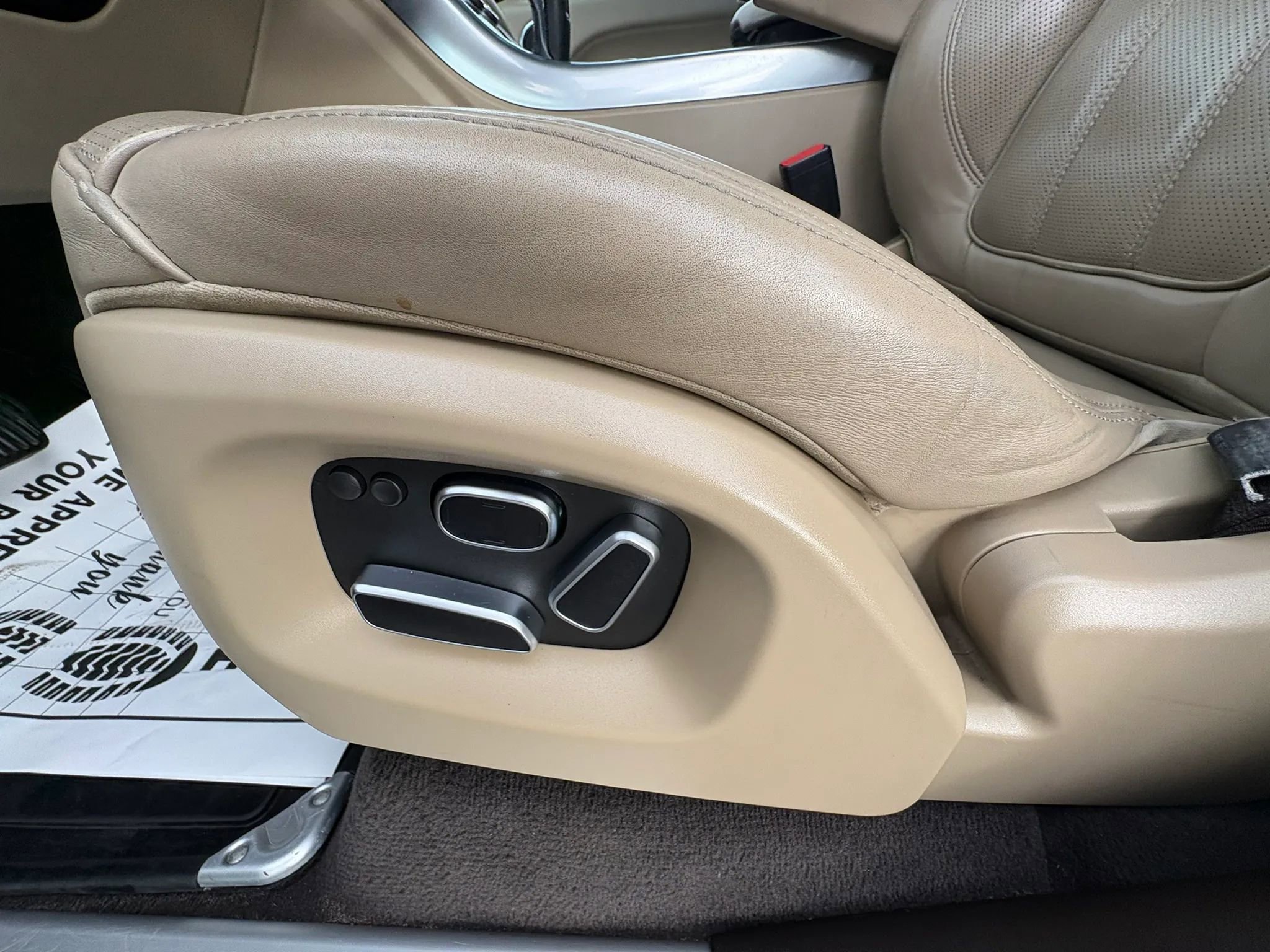 Used 2014 Land Rover Range Rover Sport Supercharged image 12