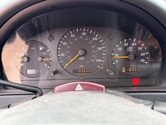 Used 2003 Mercedes-Benz ML 500 4MATIC image 34