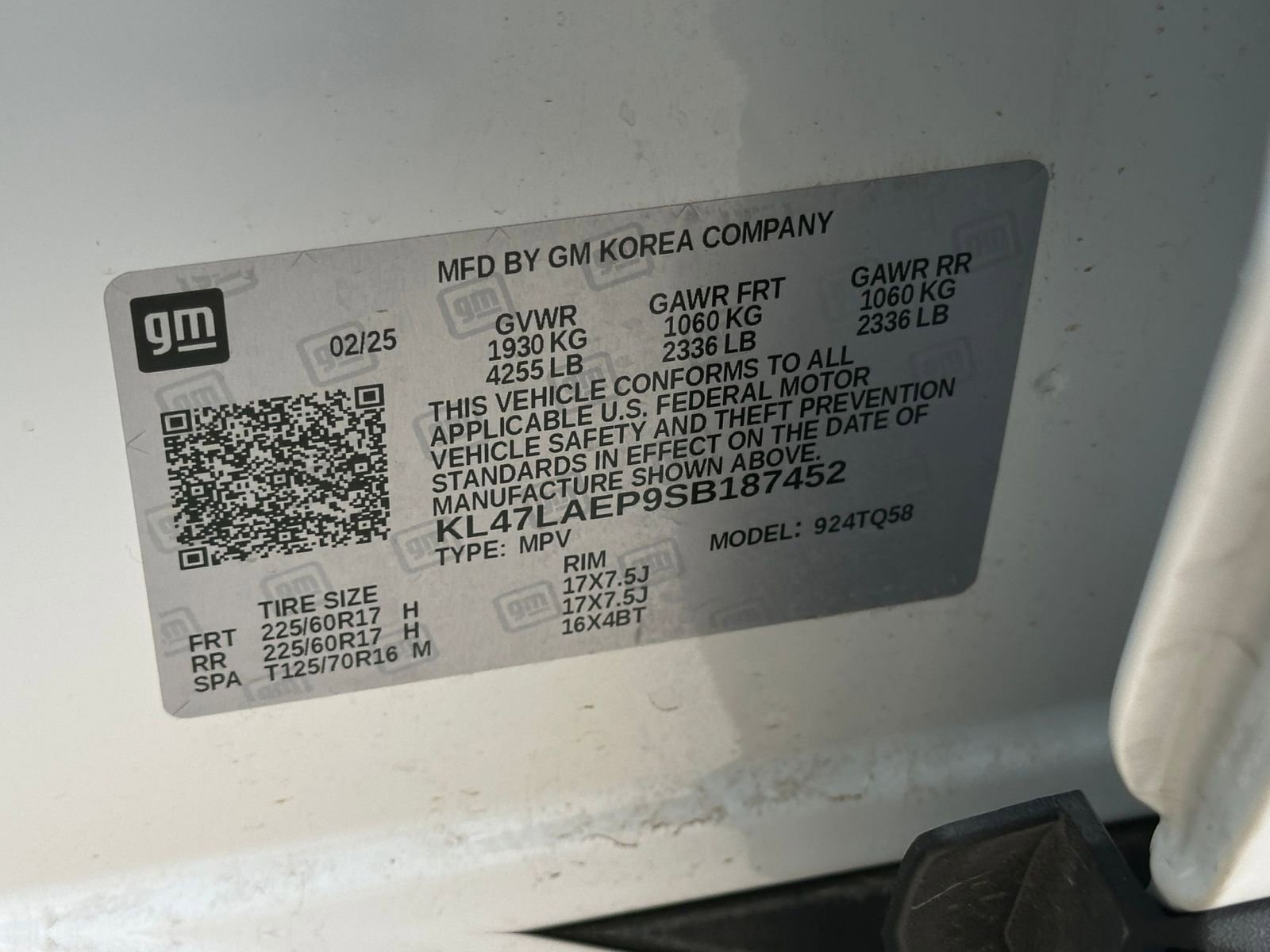 Used 2025 Buick Envista Preferred image 27