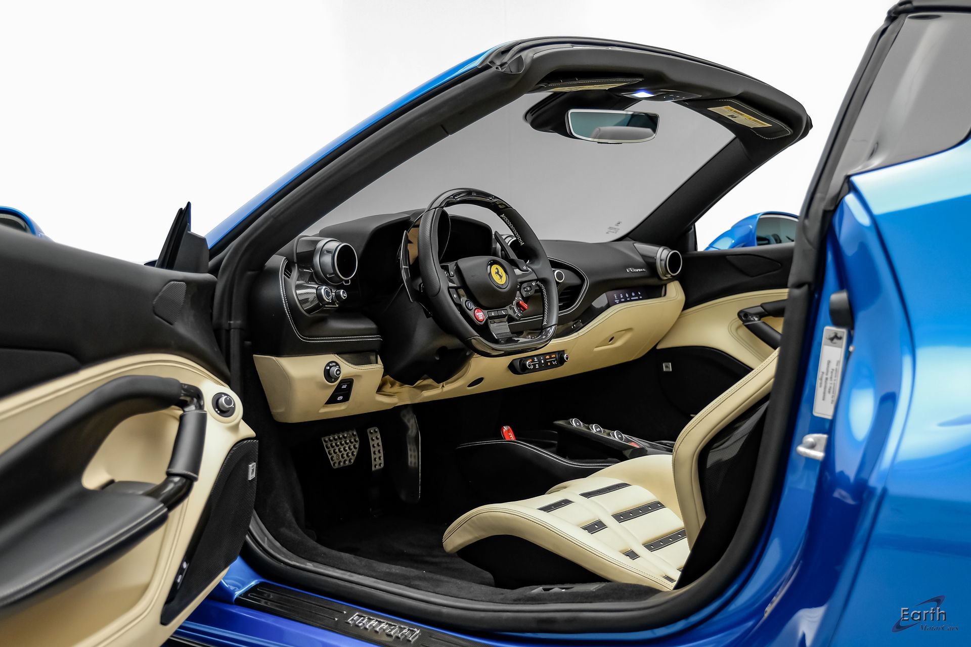 Used 2023 Ferrari F8 Tributo RWD image 46