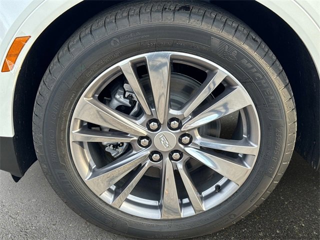 New 2026 Cadillac XT5 Premium Luxury w/ Driver Assist Package image 9