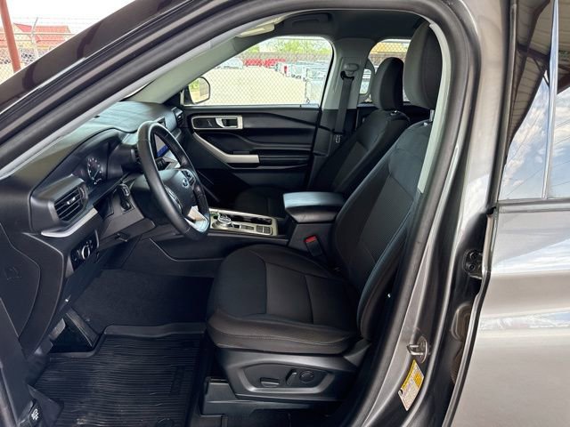 Used 2023 Ford Explorer XLT RWD image 13