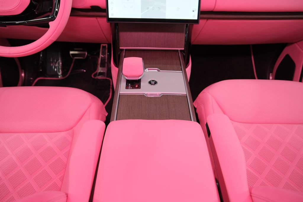 Used 2025 Land Rover Range Rover SE image 53