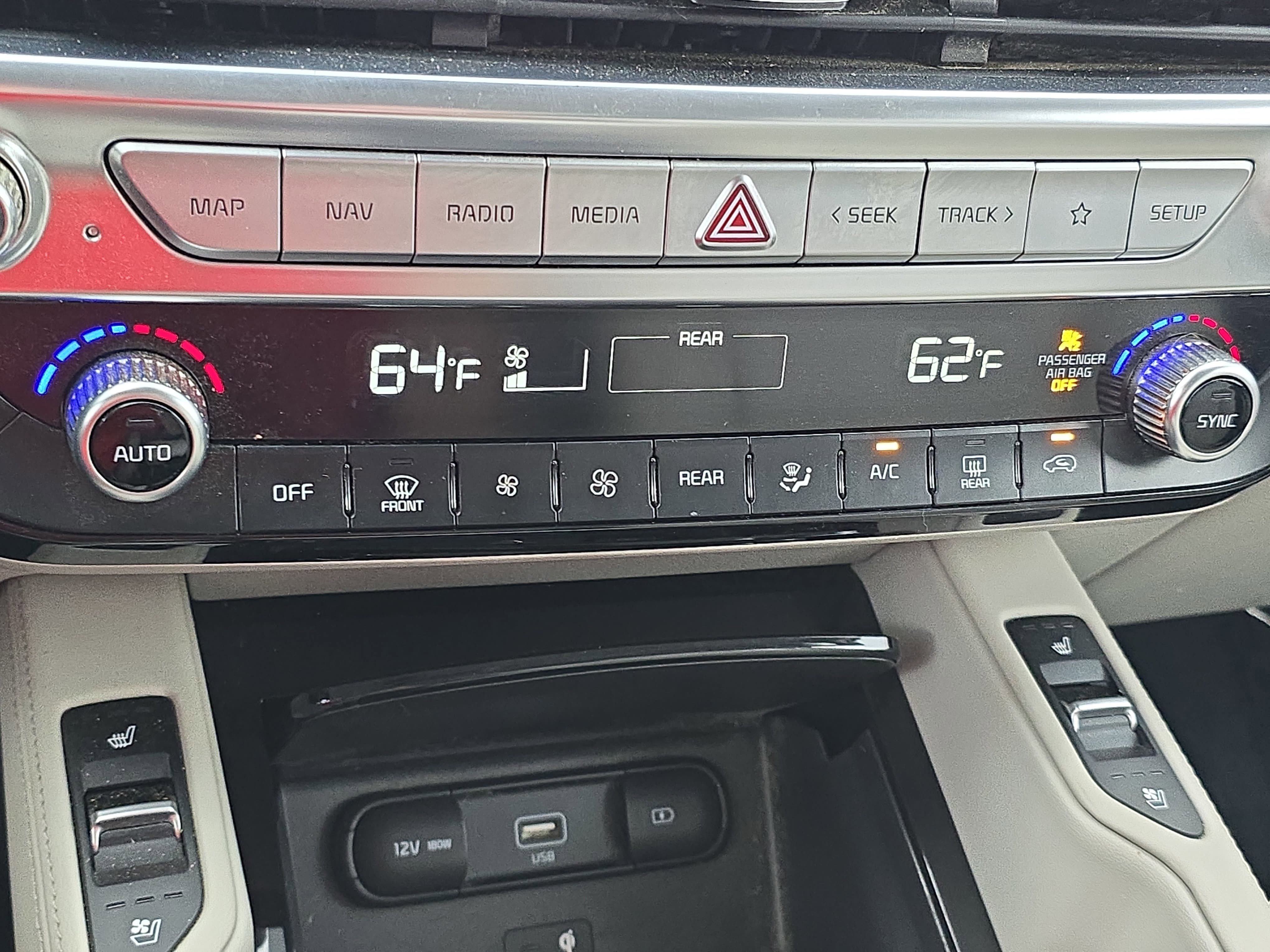 Used 2020 Kia Telluride SX w/ SX Prestige Package AWD/4WD image 25