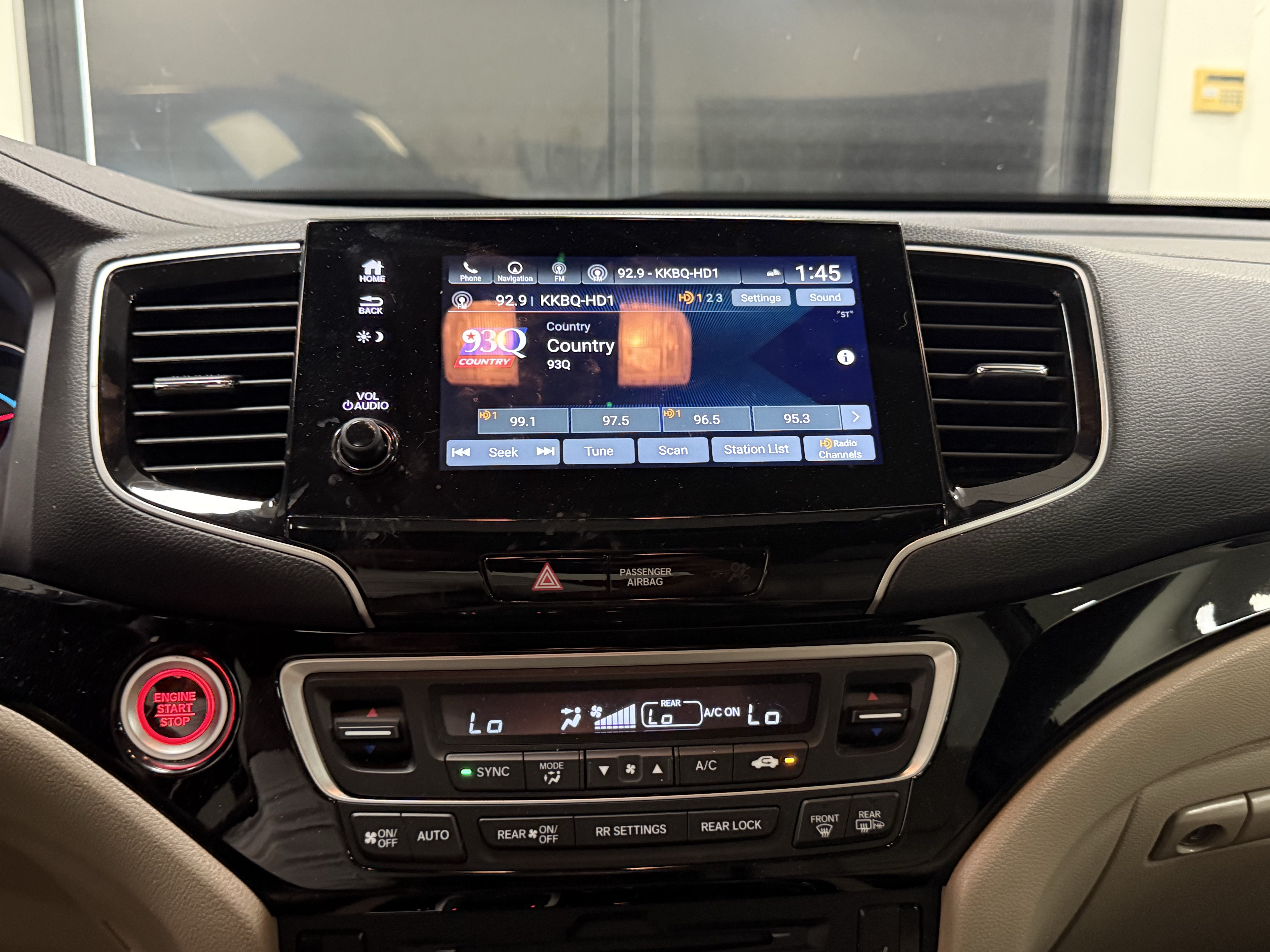 Used 2022 Honda Pilot Touring image 22