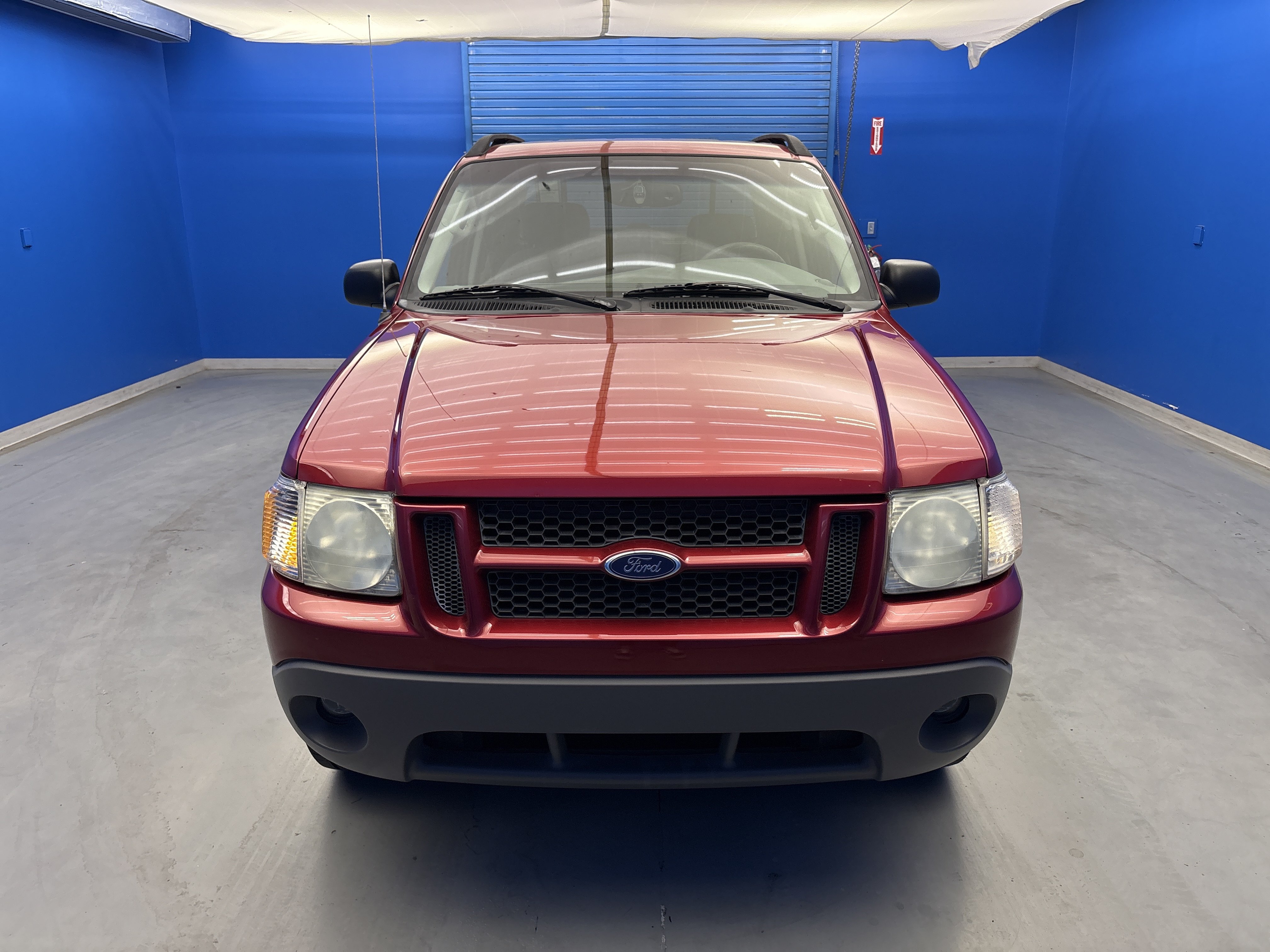 Used 2003 Ford Explorer Sport Trac XLS RWD image 3