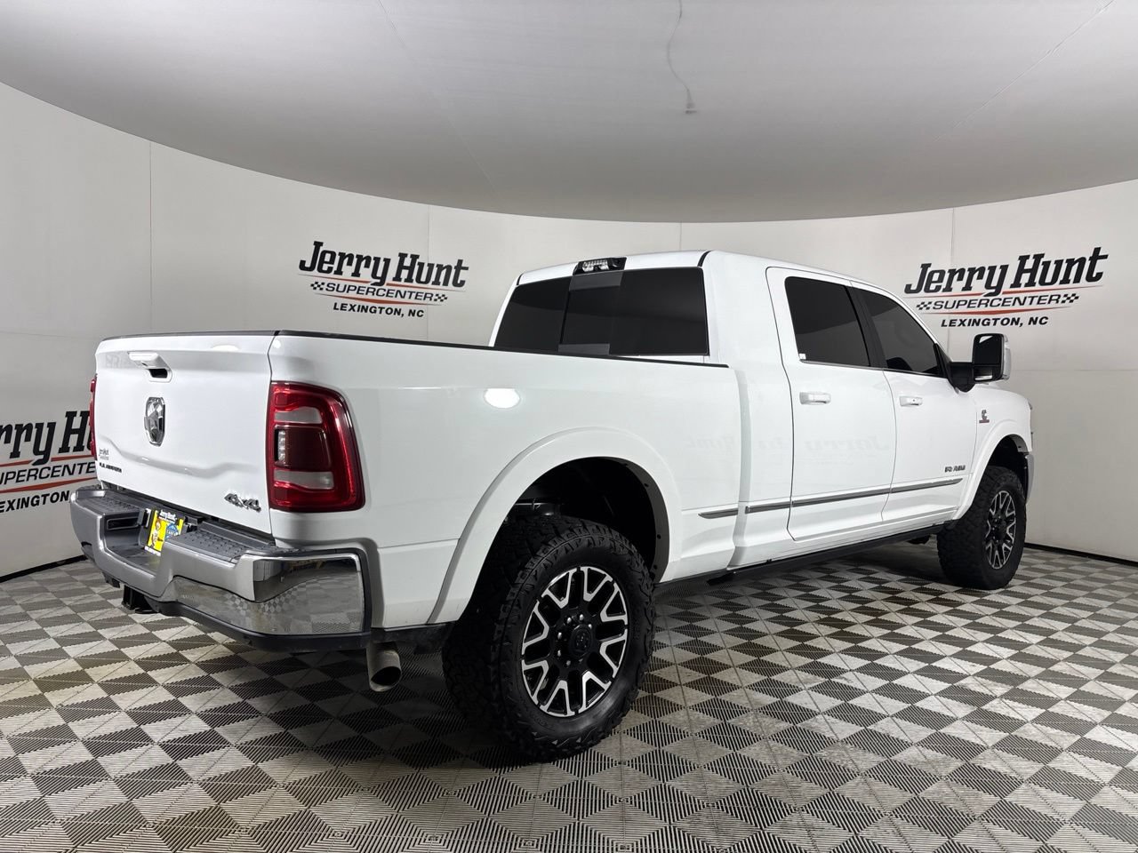 Used 2024 RAM 2500 Limited AWD/4WD image 4