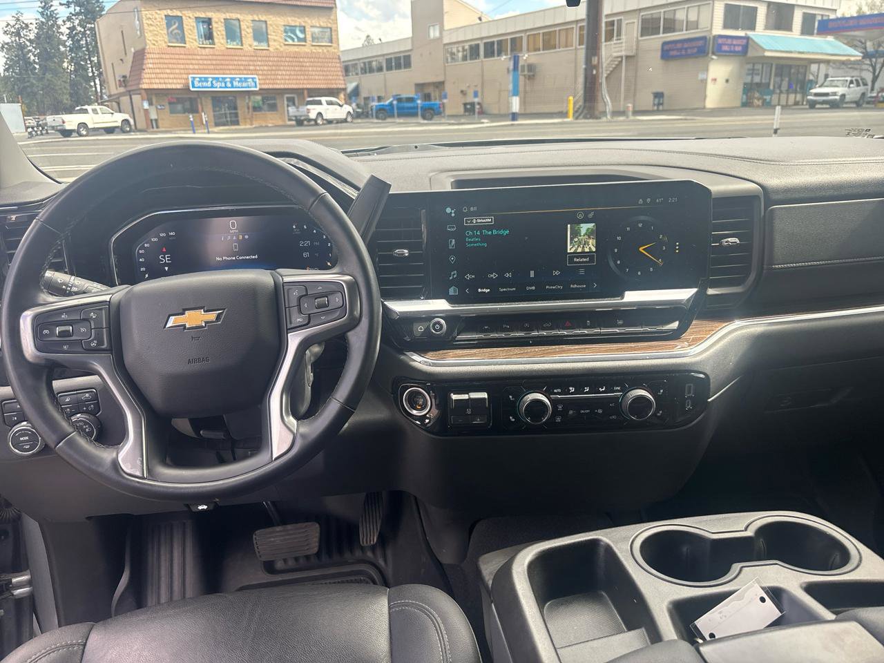 Used 2023 Chevrolet Silverado 1500 LT w/ Safety Package image 10