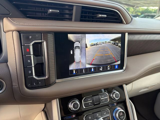 Certified 2022 GMC Yukon XL Denali w/ Denali Premium Package RWD image 11