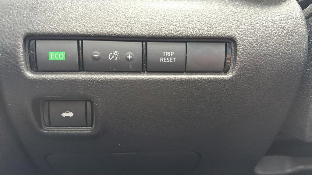 Certified 2024 Nissan Sentra SV FWD image 19
