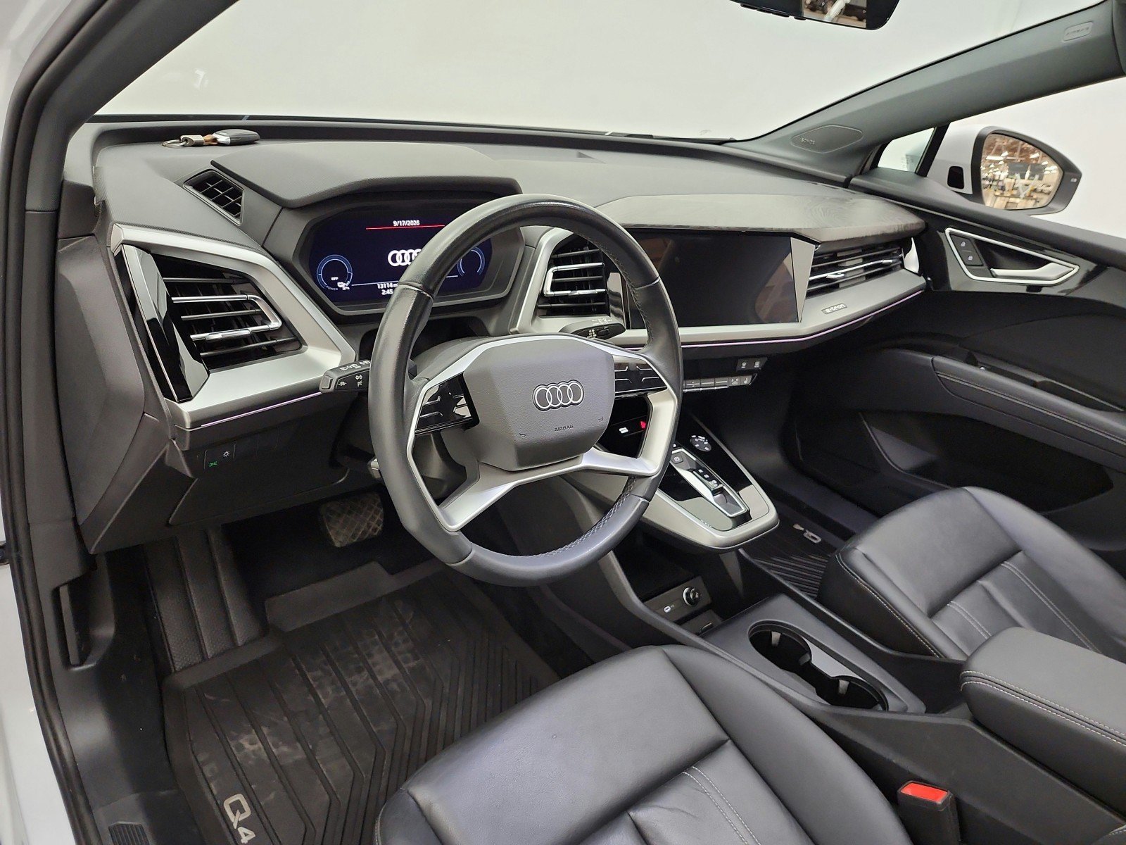 Used 2024 Audi Q4 e-tron Premium Plus w/ Premium Plus AWD/4WD image 9