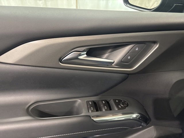 New 2026 Chevrolet Traverse LT w/ Sun and Wheel Package image 16