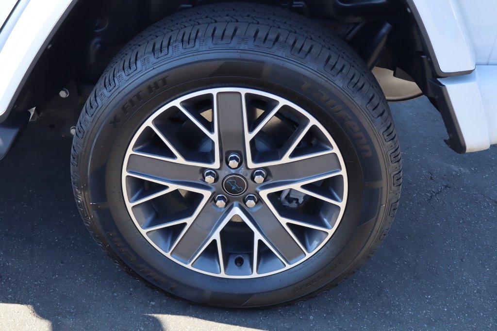 Used 2024 Jeep Wrangler High Altitude AWD/4WD image 13