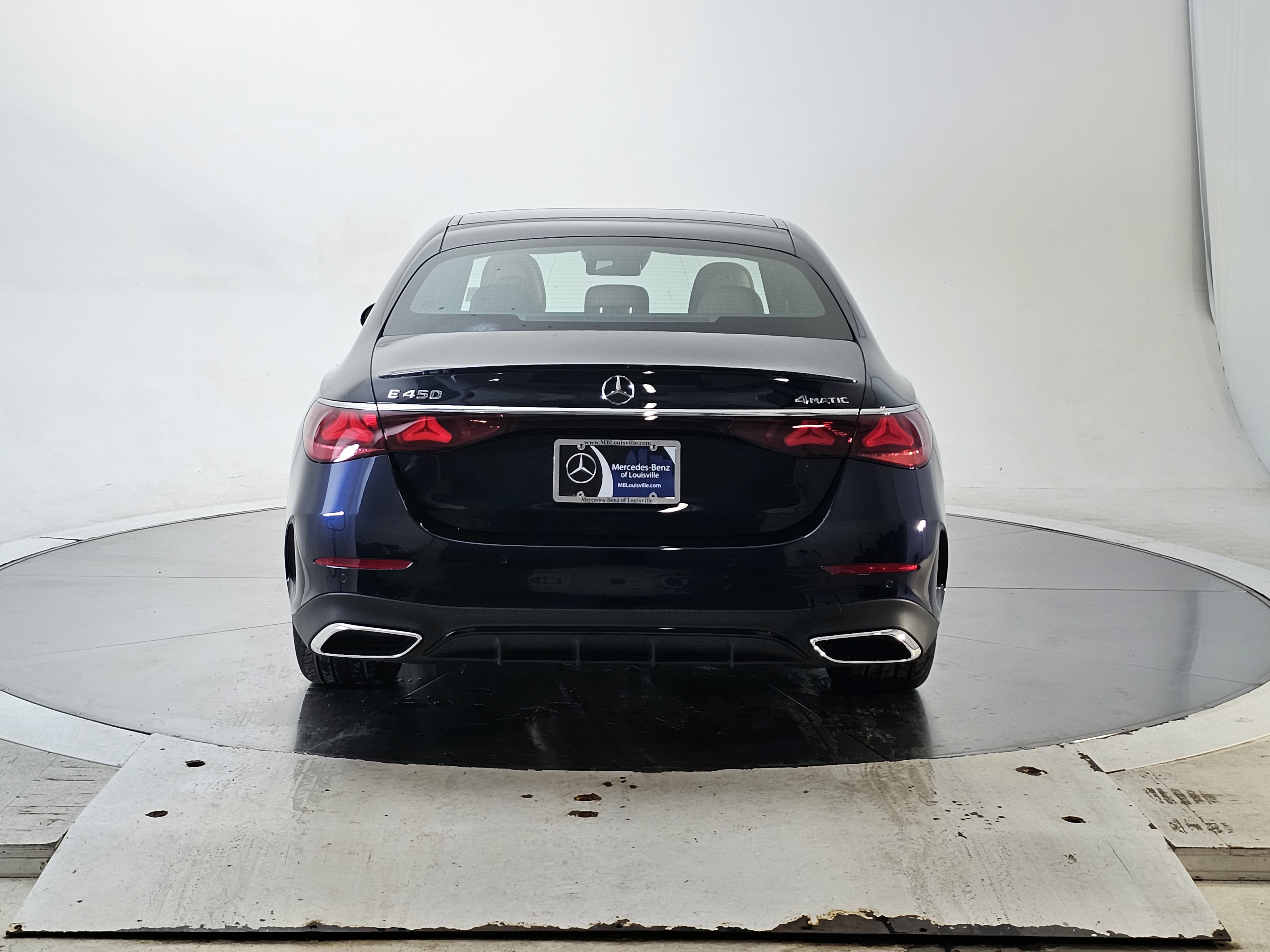 New 2026 Mercedes-Benz E 450 4MATIC Sedan image 5