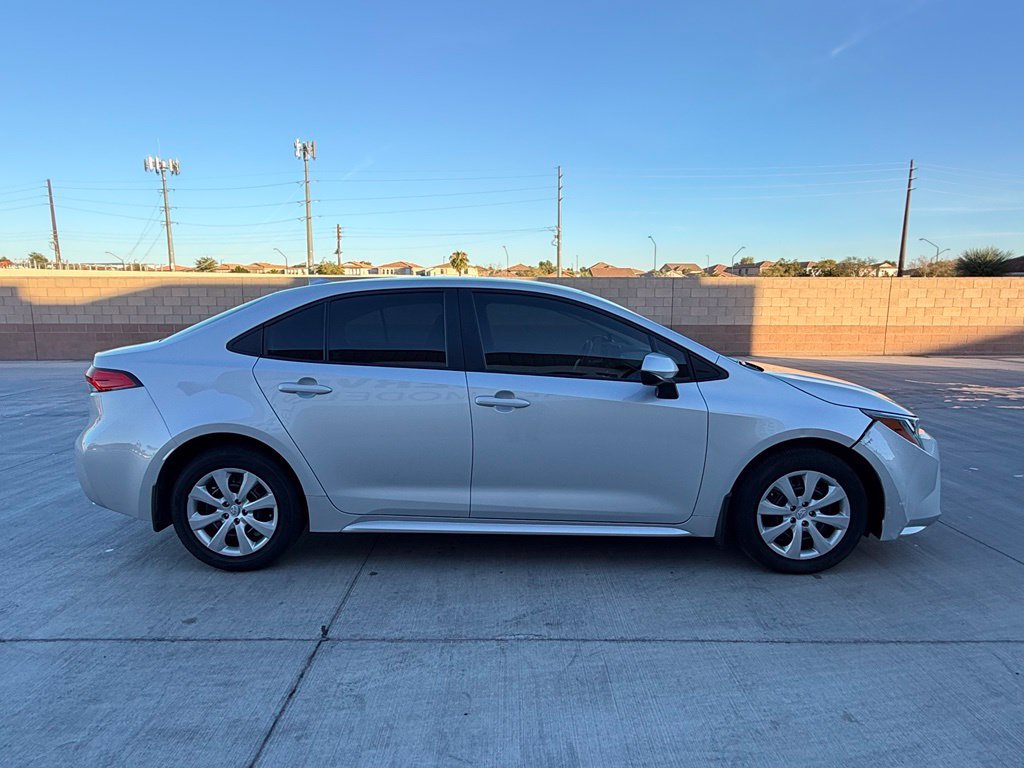 Used 2026 Toyota Corolla LE FWD image 8