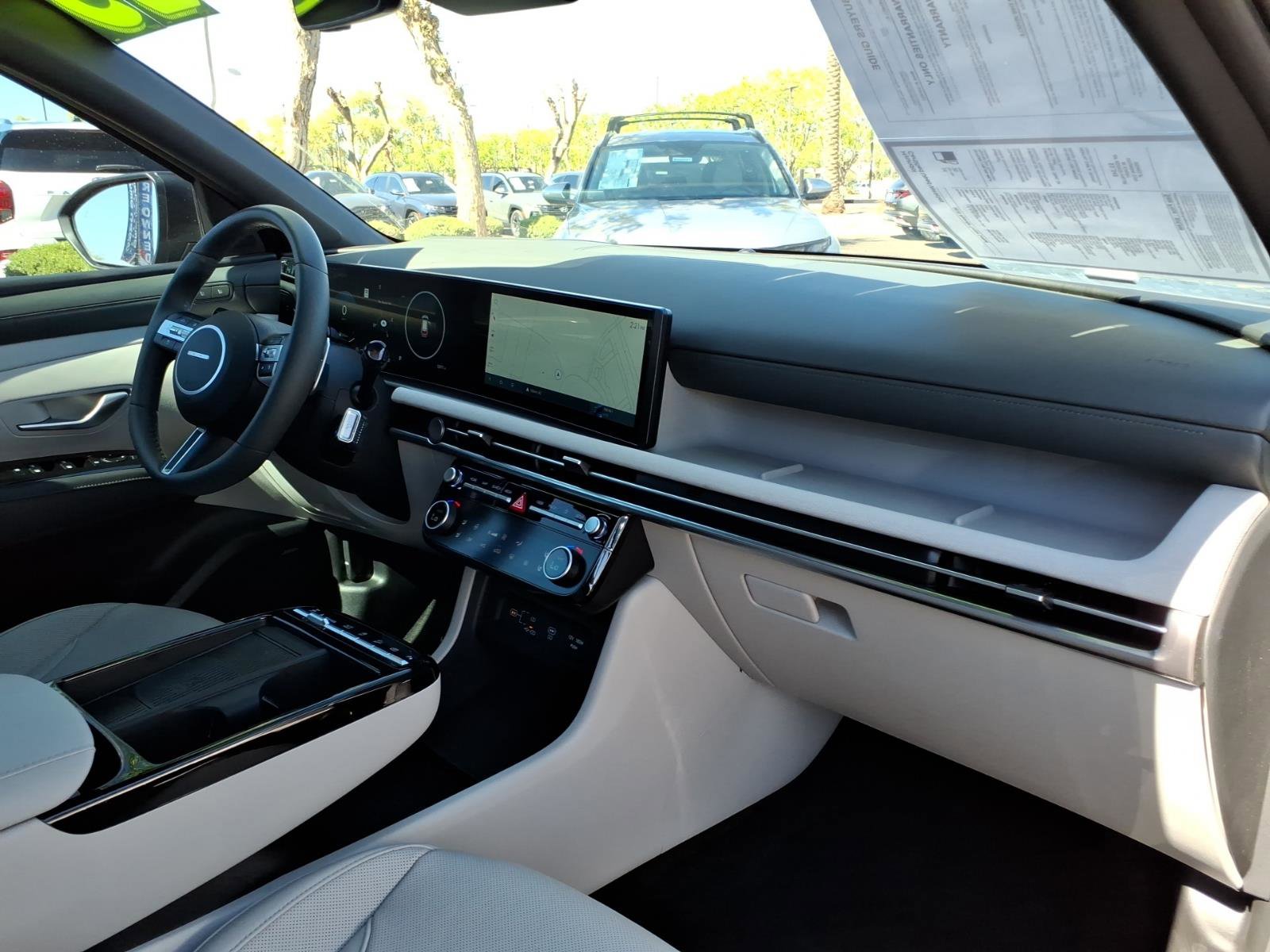 Certified 2025 Hyundai Tucson Limited image 11