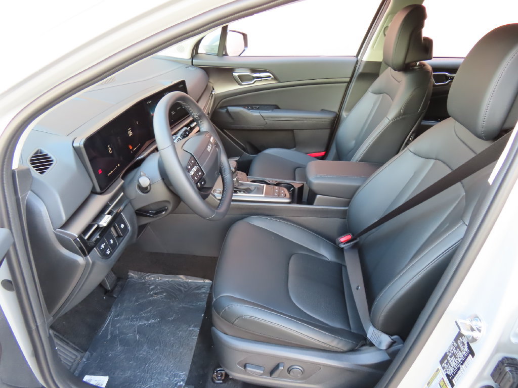 New 2026 Kia Sportage EX w/ EX Panorama Roof Package FWD image 22