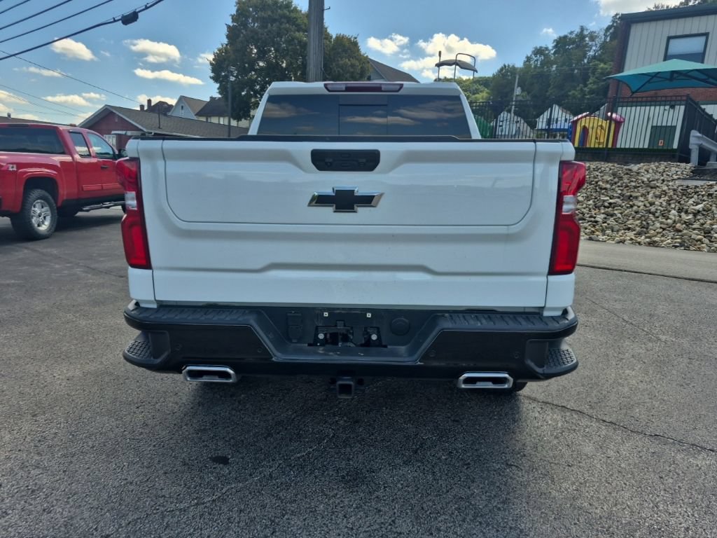 Used 2026 Chevrolet Silverado 1500 LT Trail Boss w/ LT Trail Boss Premium Package AWD/4WD image 6