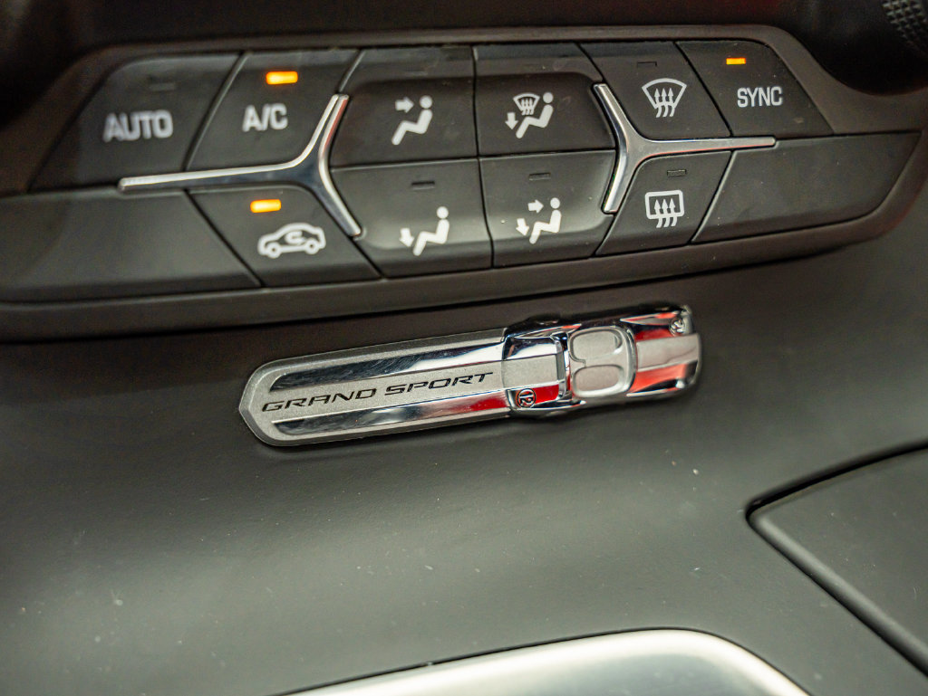 Used 2019 Chevrolet Corvette Grand Sport RWD image 38