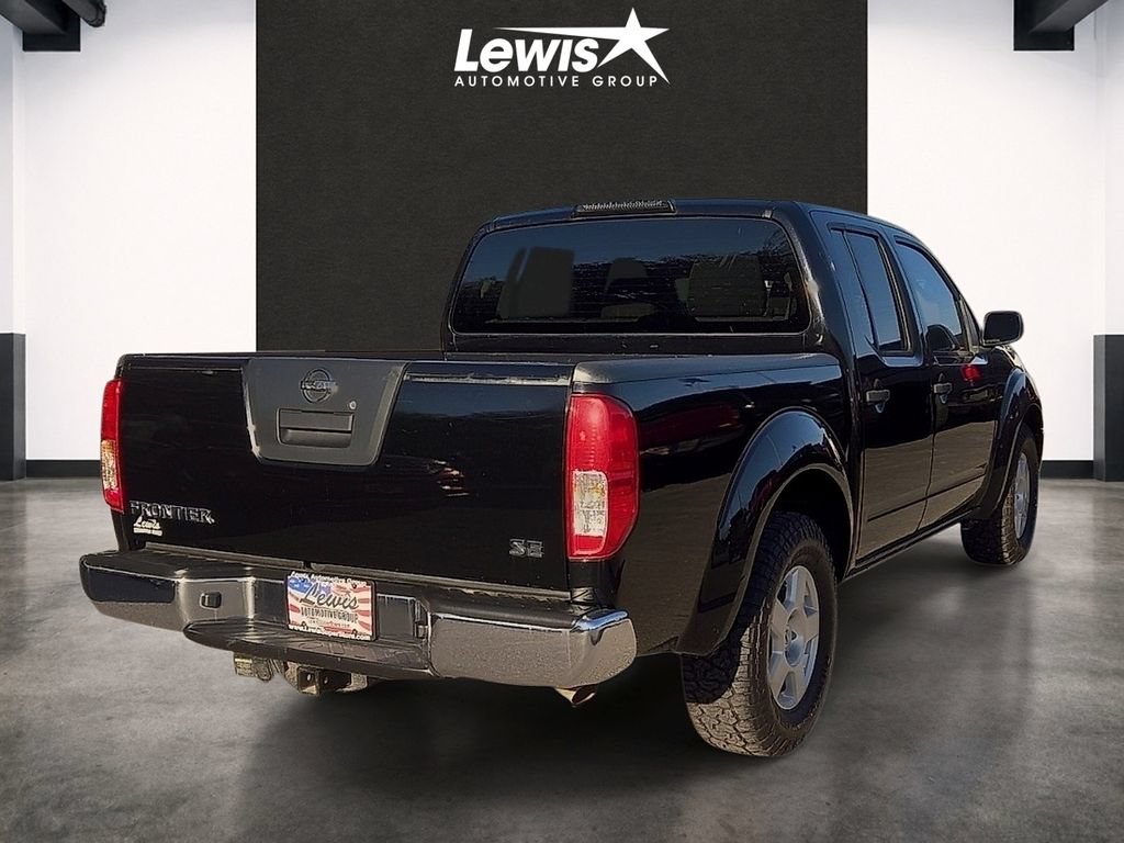 Used 2008 Nissan Frontier SE w/ SE Value Truck Pkg RWD image 4