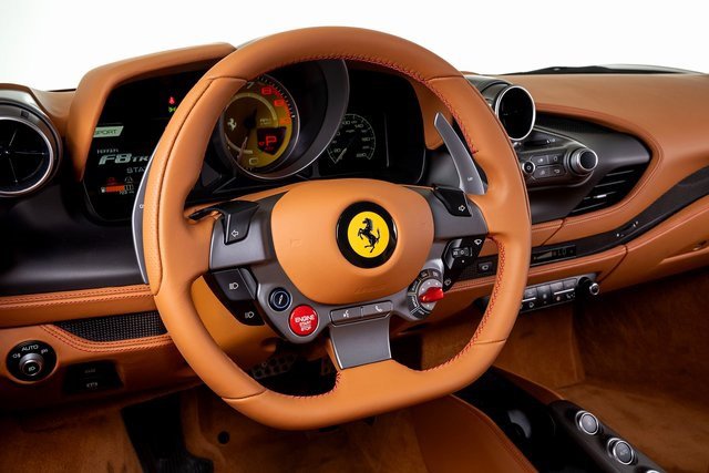 Used 2022 Ferrari F8 Tributo image 27