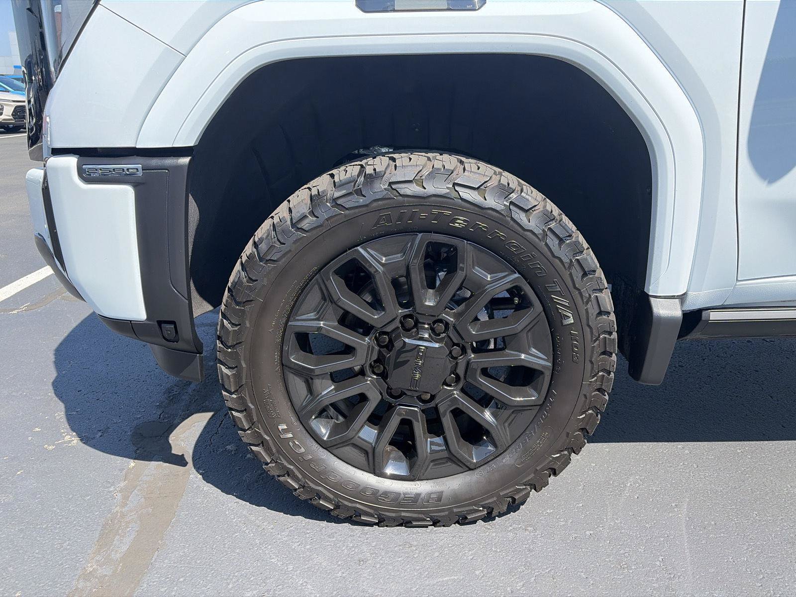 Used 2026 GMC Sierra 2500 Denali Ultimate AWD/4WD image 15