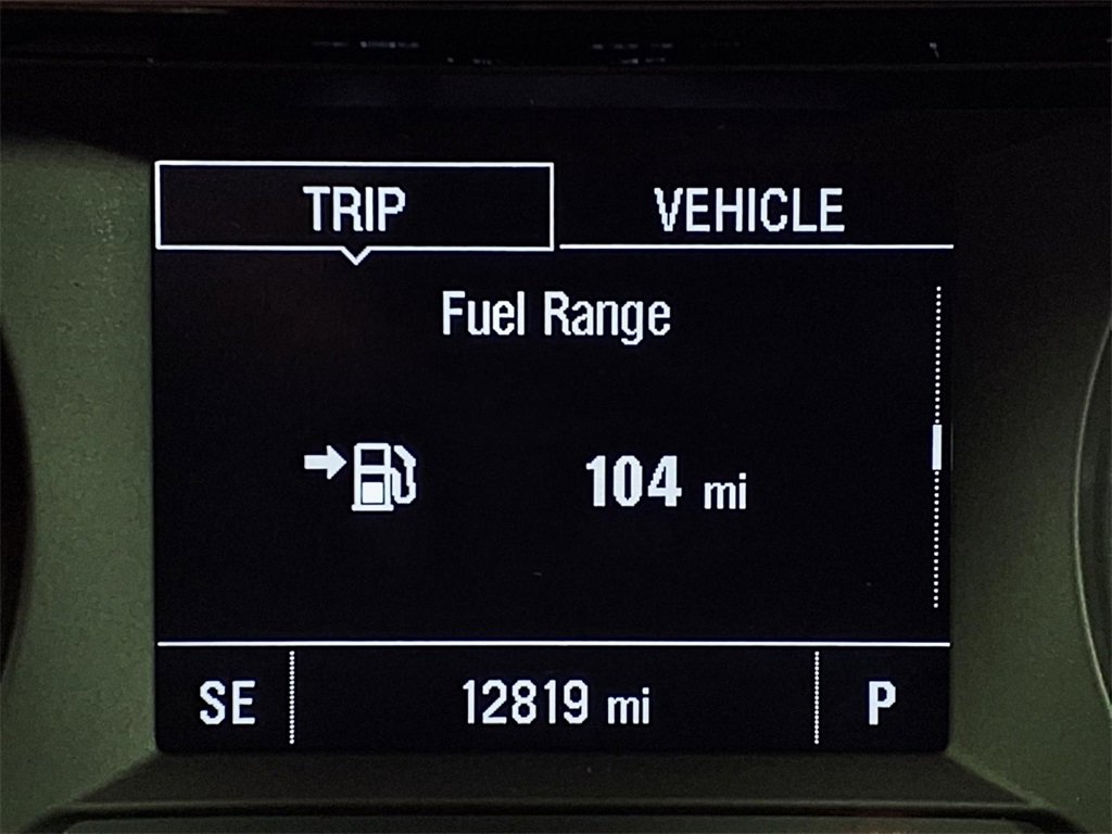 Used 2025 Chevrolet Trax LS w/ LS Convenience Package image 17