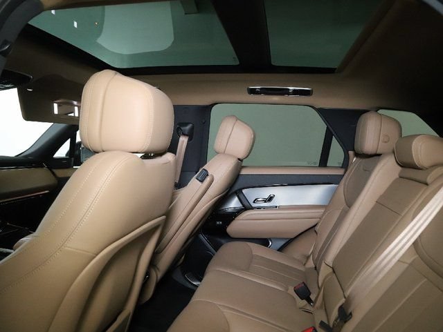 Certified 2024 Land Rover Range Rover Sport SE AWD/4WD image 19