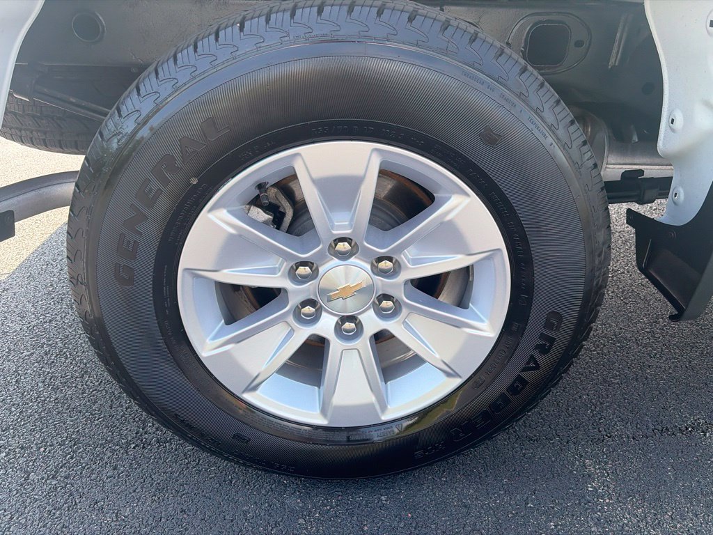 Used 2026 Chevrolet Silverado 1500 LT AWD/4WD image 13