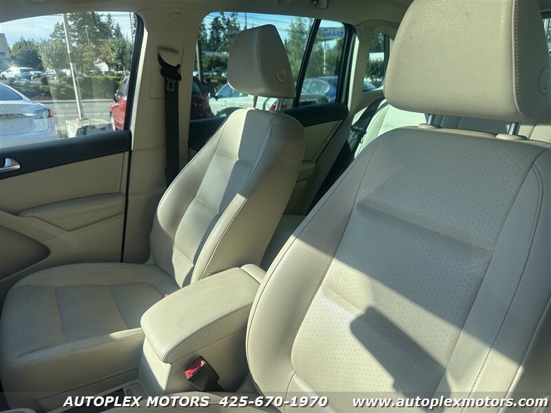 Used 2010 Volkswagen Tiguan S AWD/4WD image 10