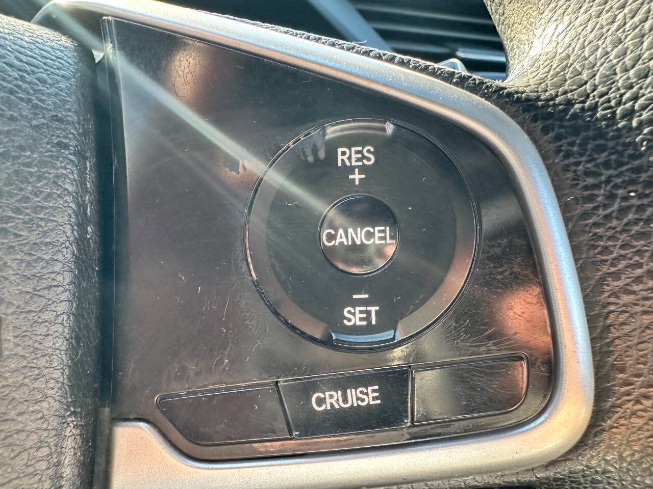 Used 2016 Honda Civic EX-T image 31