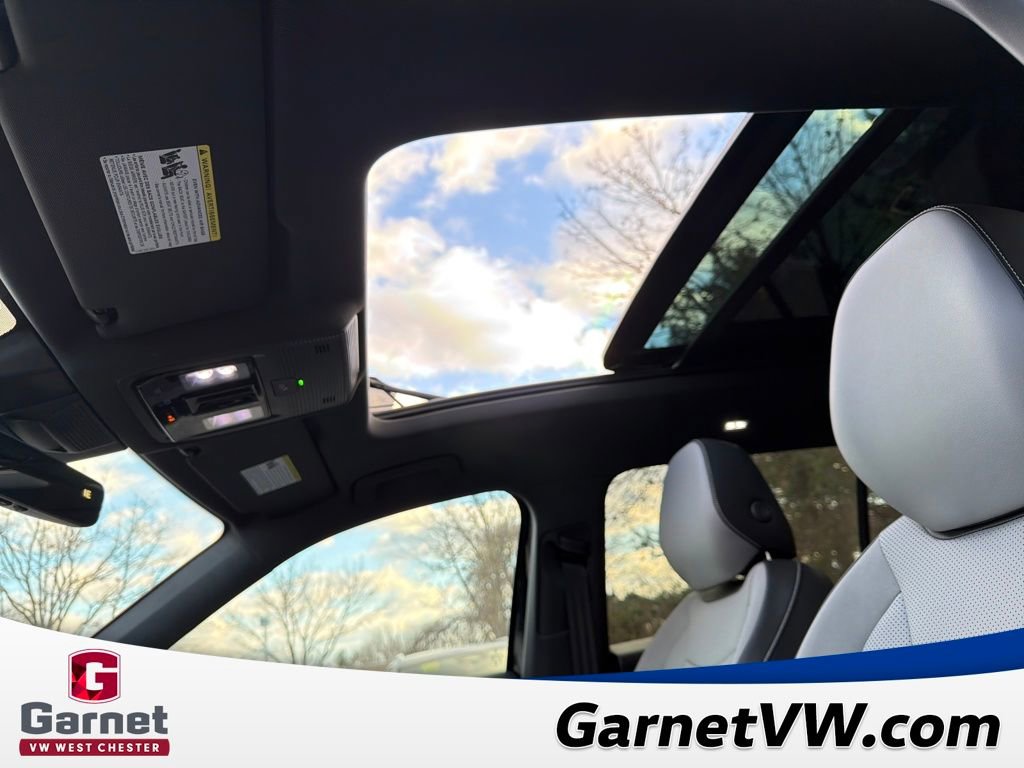 New 2026 Volkswagen Tiguan SE R-Line image 15