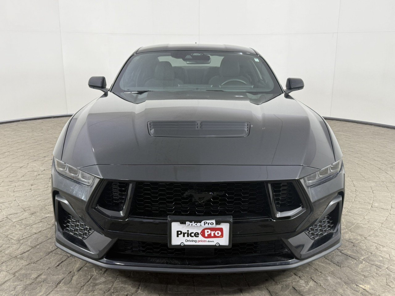 Used 2024 Ford Mustang GT RWD image 2