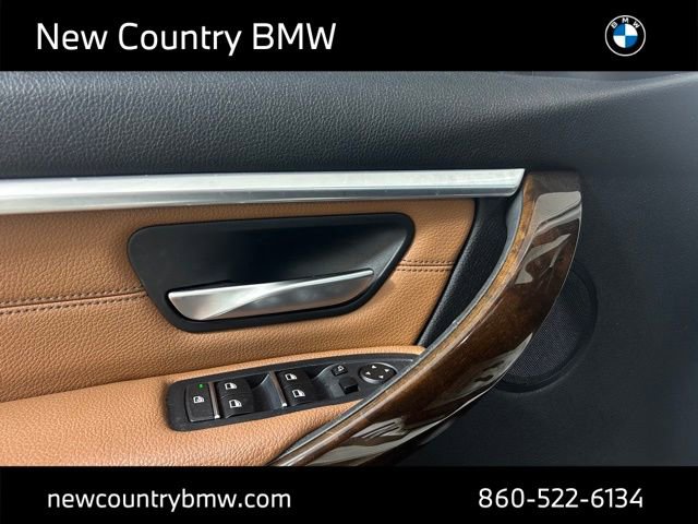 Used 2017 BMW 330i xDrive Sedan AWD/4WD image 12