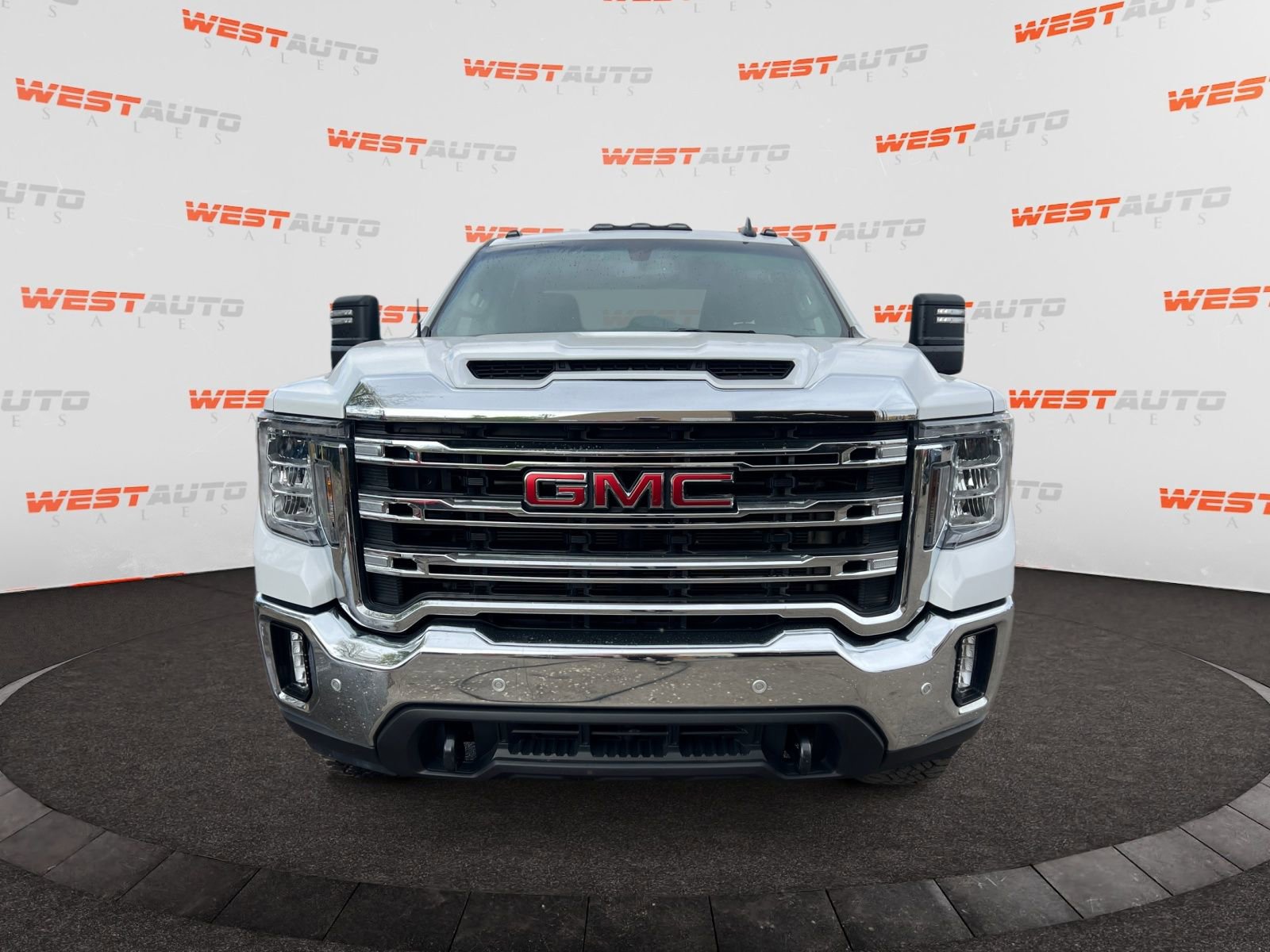 Used 2023 GMC Sierra 3500 SLE w/ SLE Convenience Package AWD/4WD image 8